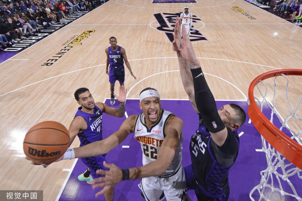 更考验了他 更考验了他