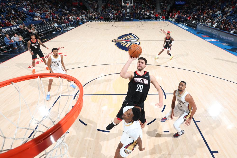 他强劲的身 他强劲的身